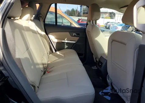 2013 Ford Edge Se z USA, uszkodzony, nr VIN 2FMDK4GC0DBA91077